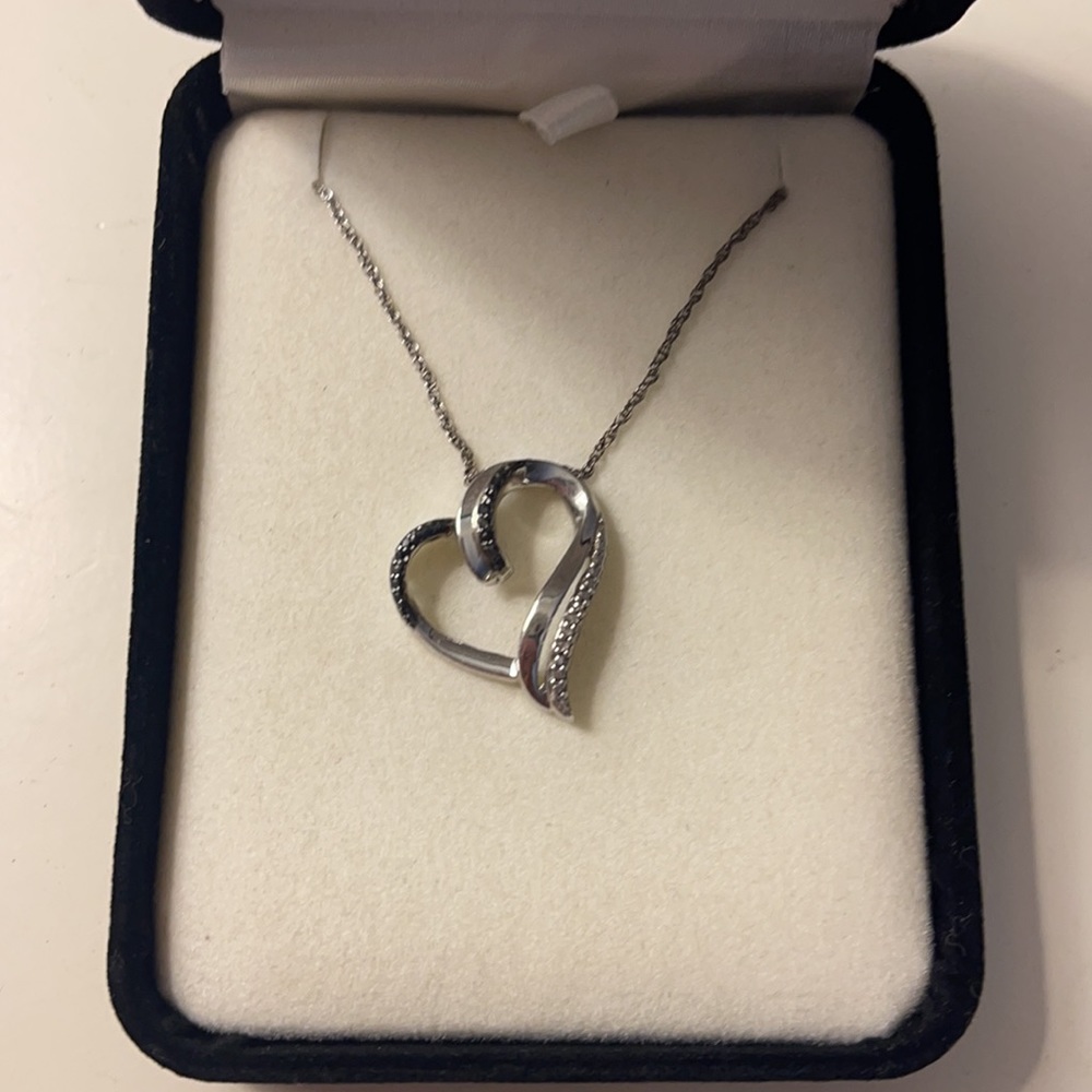 Kay Jewelers Heart Necklace